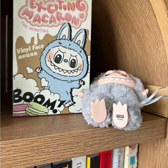 Sesame bean Labubu - Picture 3 of 4